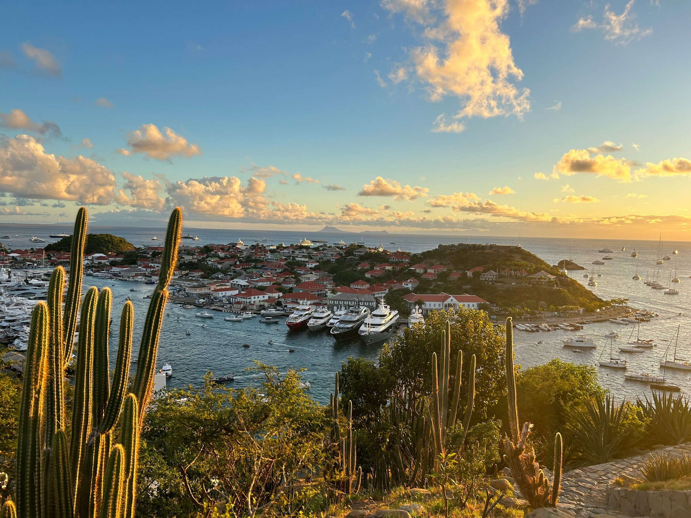 Saint-Barthélemy — turquoise cove and white-linen quiet